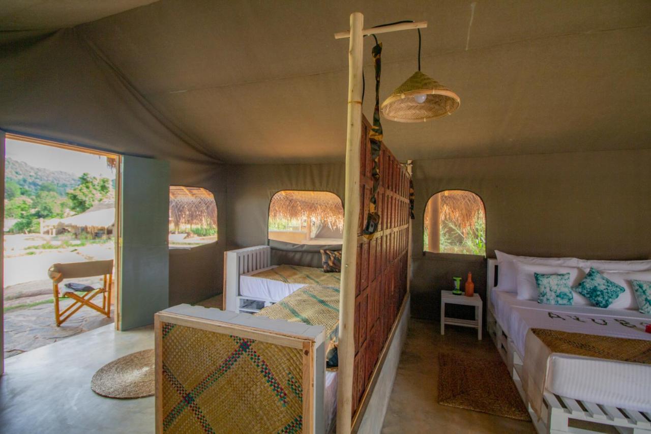 Wild Glamping Gal Oya - Thema Collection 호텔 Galgamuwa  외부 사진